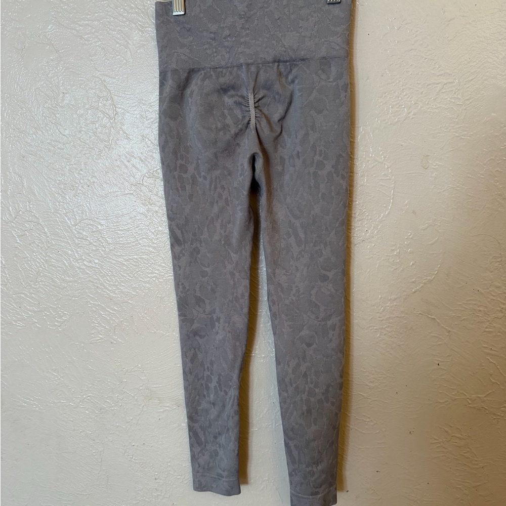 Gymshark Leggings - Picture 6 of 8